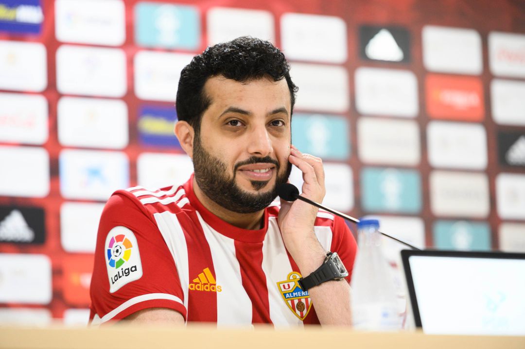 Turki Al-Sheikh en la sala de prensa del Mediterráneo. Turki Al-Sheikh en la sala de prensa del Mediterráneo.