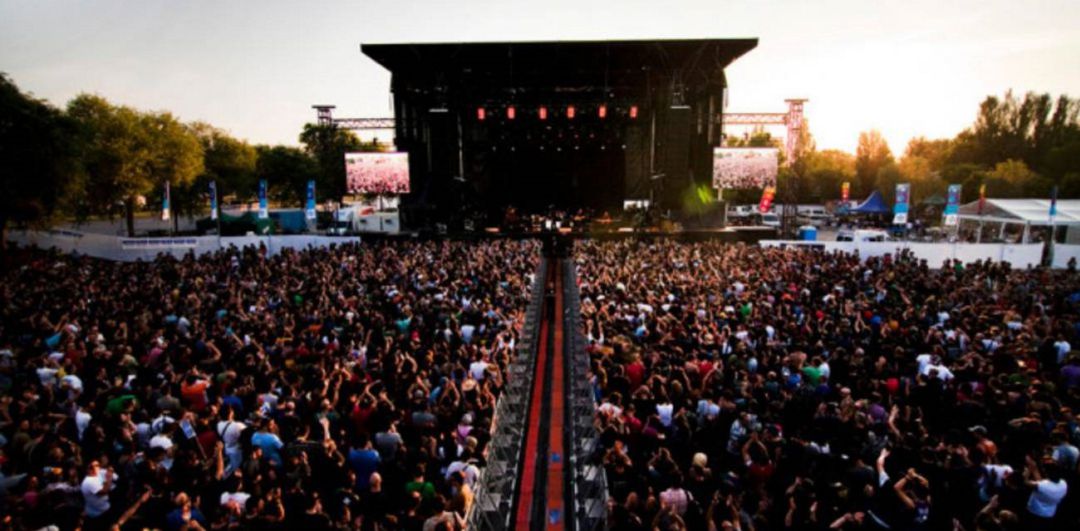 El Azkena Rock Festival aplaza su cartel para el año que viene El Azkena Rock Festival aplaza su cartel para el año que viene