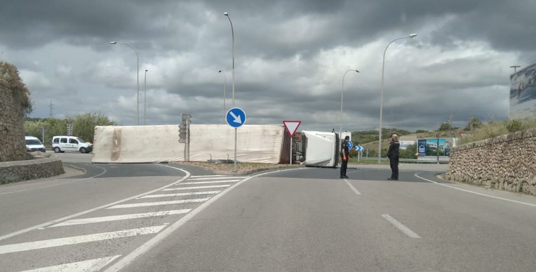 Camió accidentat Camió accidentat