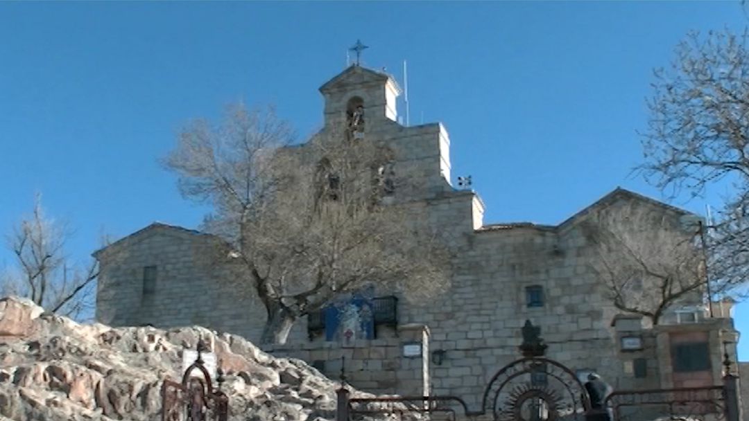 Basílica del Real Santuario de la Virgen de la Cabeza Basílica del Real Santuario de la Virgen de la Cabeza