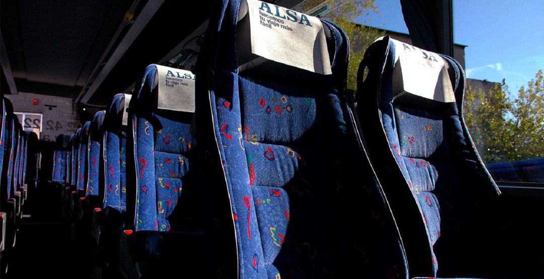 Autobús que realiza transporte interurbanio. Autobús que realiza transporte interurbanio.