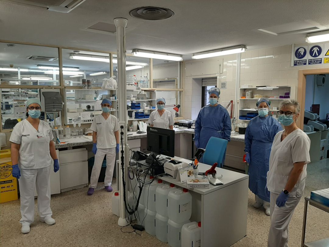 Foto dels professionals del Departament de Salut Xàtiva-Ontinyent al laboratori Foto dels professionals del Departament de Salut Xàtiva-Ontinyent al laboratori