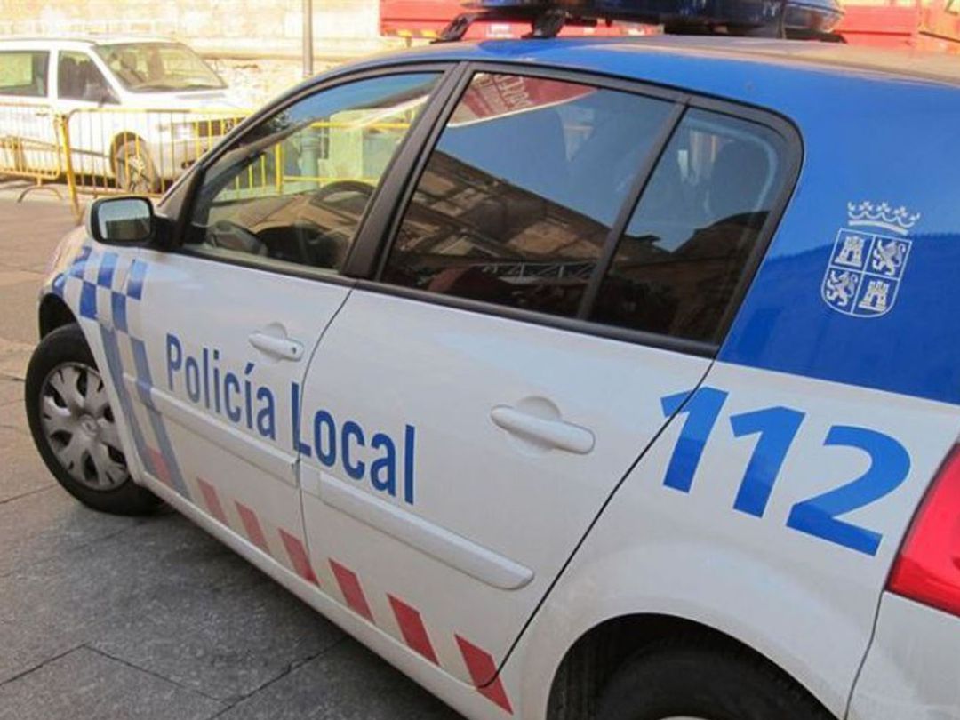 Coche de la Policía Local Coche de la Policía Local