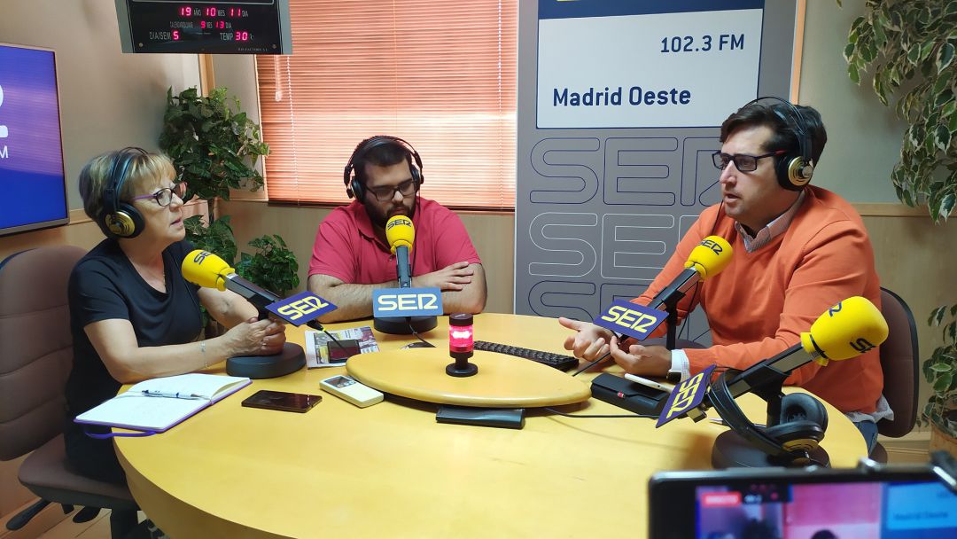 Foto de archivo con los periodistas Elisa Blanco, Rubén Sánchez y Gustavo muñana Foto de archivo con los periodistas Elisa Blanco, Rubén Sánchez y Gustavo muñana