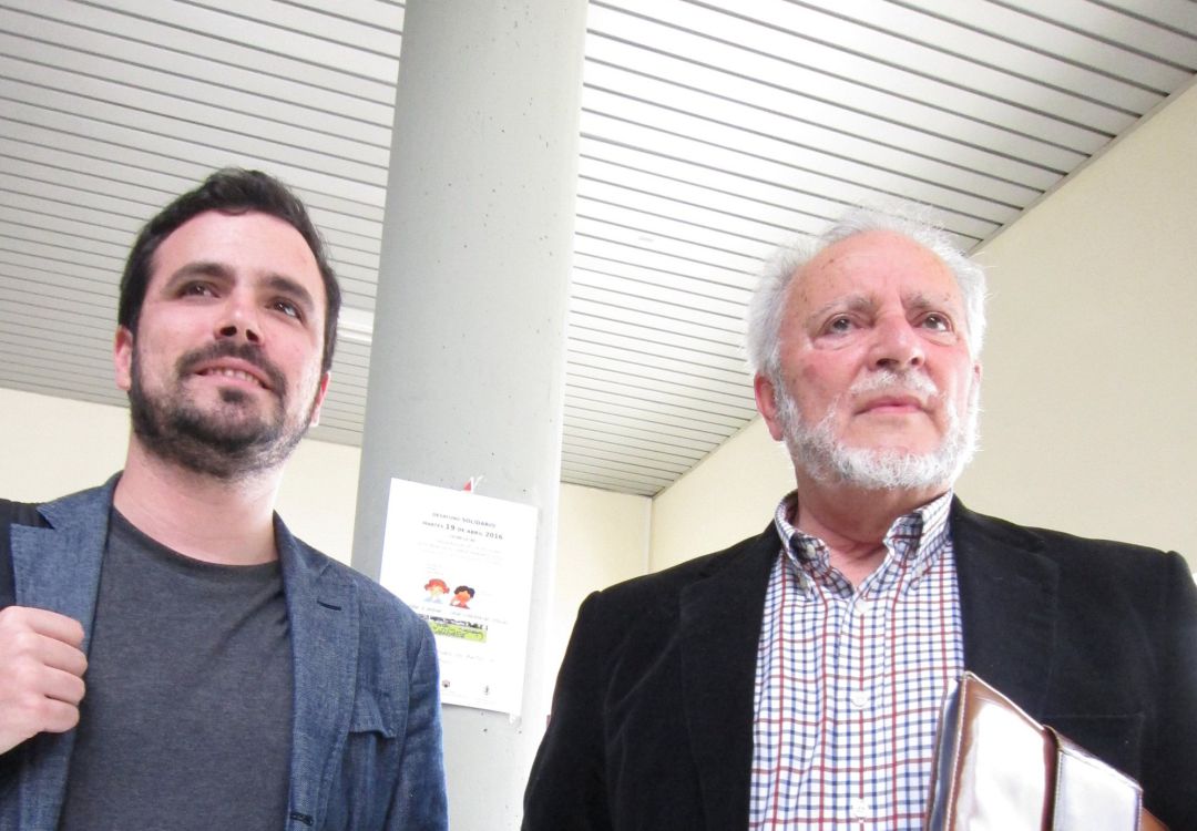 Garzón junto a Anguita en Córdoba Garzón junto a Anguita en Córdoba