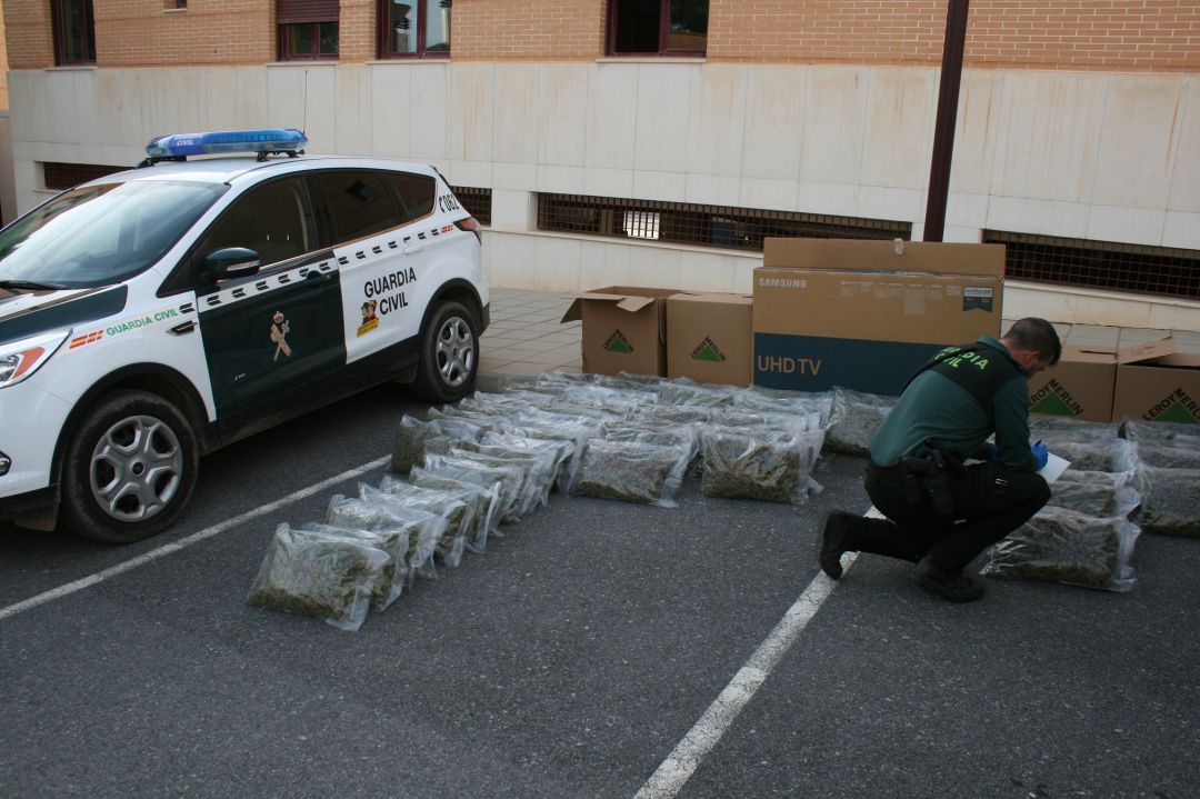 Droga incautada en Guadix Droga incautada en Guadix