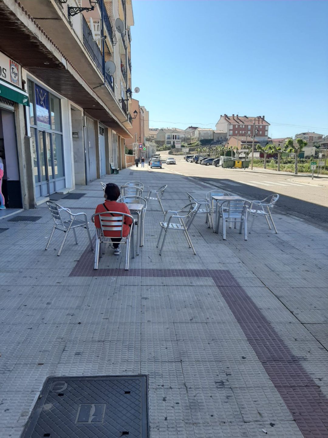 A primera hora de la mañana se veía algún que otro cliente consumiendo en las terrazas de Roa A primera hora de la mañana se veía algún que otro cliente consumiendo en las terrazas de Roa