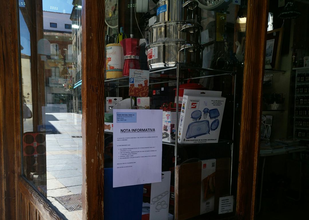 Los comercios muestran carteles con algunas medidas de seguridad e higiene Los comercios muestran carteles con algunas medidas de seguridad e higiene