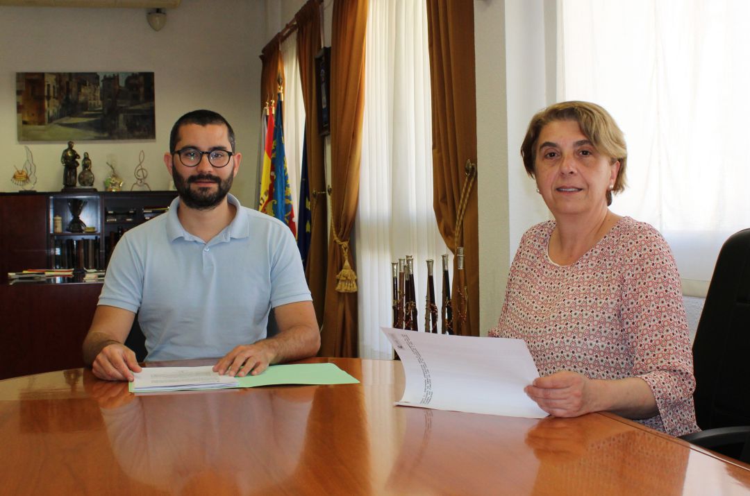 El alcalde, Samuel Falomir, y la concejala del área, Ana Huguet El alcalde, Samuel Falomir, y la concejala del área, Ana Huguet