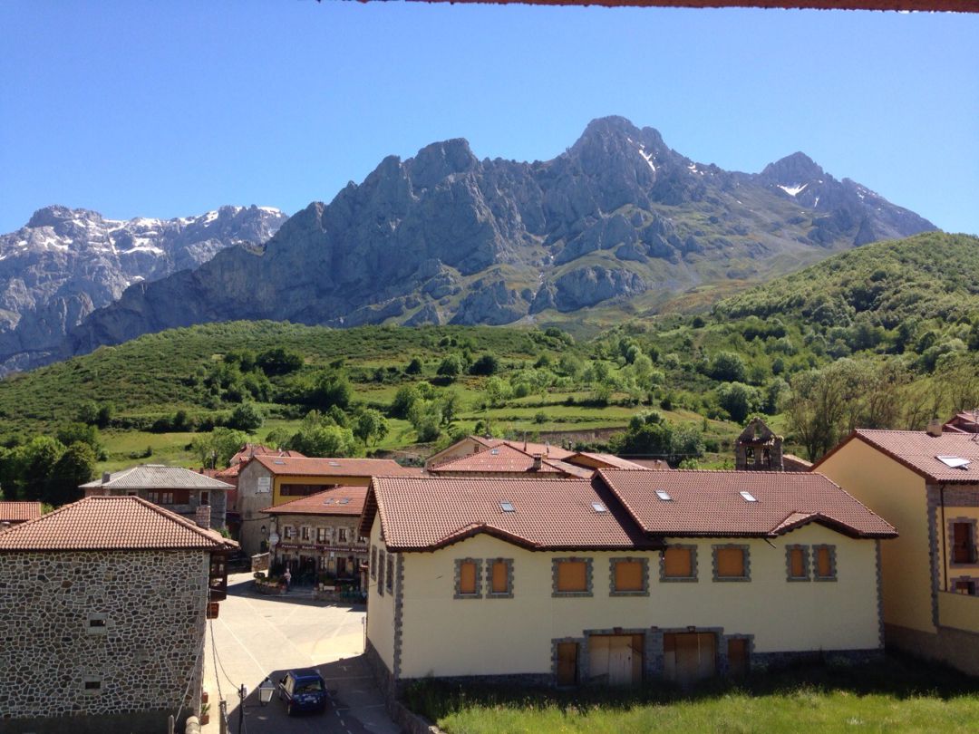 Vista general de Posada de Valdeón Vista general de Posada de Valdeón