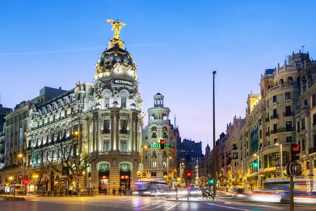 Imagen de archivo de la Gran Vía de Madrid. Imagen de archivo de la Gran Vía de Madrid.