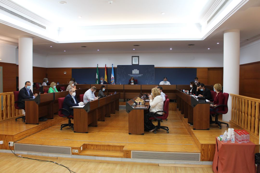 Celebración de pleno en el ayuntamiento de Motril Celebración de pleno en el ayuntamiento de Motril