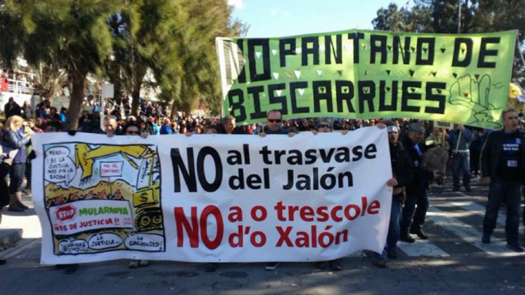 Imagen de archivo de una manifestación contra el embalse de Biscarrués Imagen de archivo de una manifestación contra el embalse de Biscarrués
