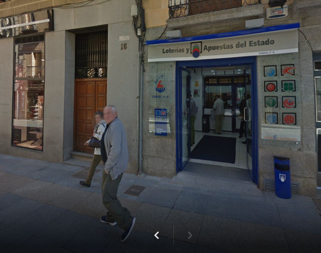 Administración de Lotería nº6, en la Calle Reyes Católicos Administración de Lotería nº6, en la Calle Reyes Católicos