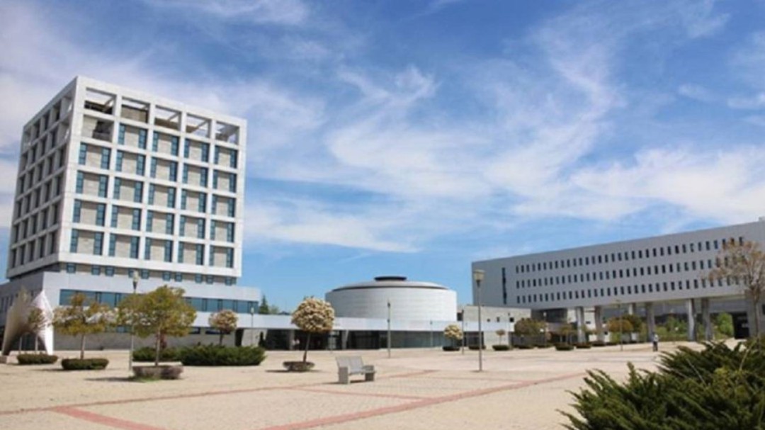 La Universidad Rey Juan Carlos investiga a un profesor por presunto acoso a unas alumnas