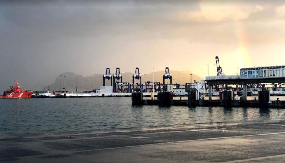 Puerto de Algeciras. Puerto de Algeciras.