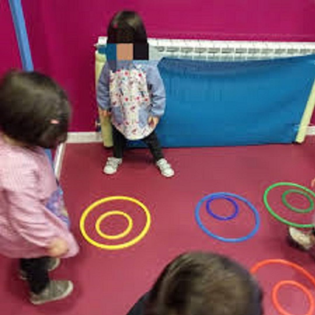 Centro de educación infantil pequeños pitufines Centro de educación infantil pequeños pitufines