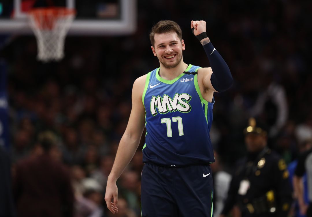 El base del Real Madrid explica que en el club blanco todos tenían "muy claro" que Luka Doncic "iba a triunfar en la NBA" El base del Real Madrid explica que en el club blanco todos tenían "muy claro" que Luka Doncic "iba a triunfar en la NBA"