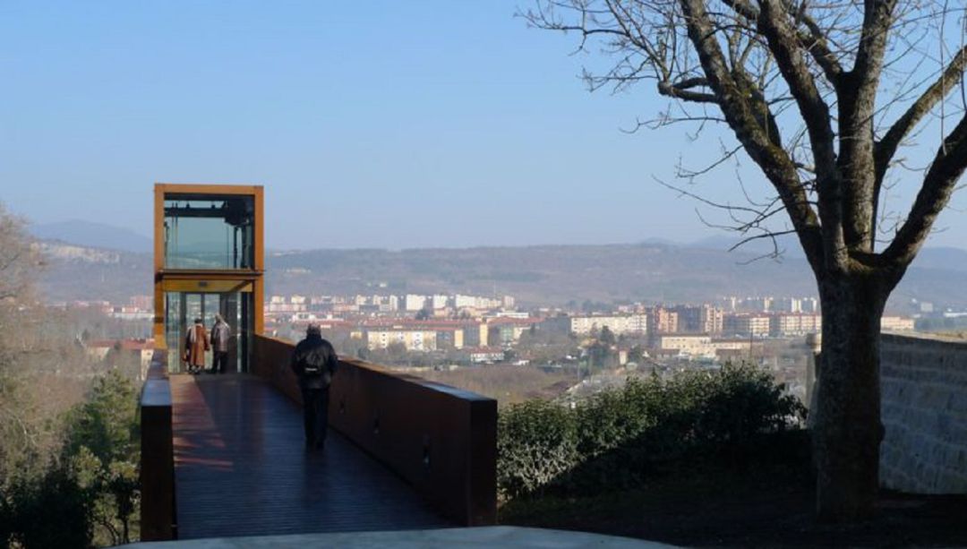 Los ascensores urbanos de Pamplona serán uno de los últimos servicios en reactivarse Los ascensores urbanos de Pamplona serán uno de los últimos servicios en reactivarse