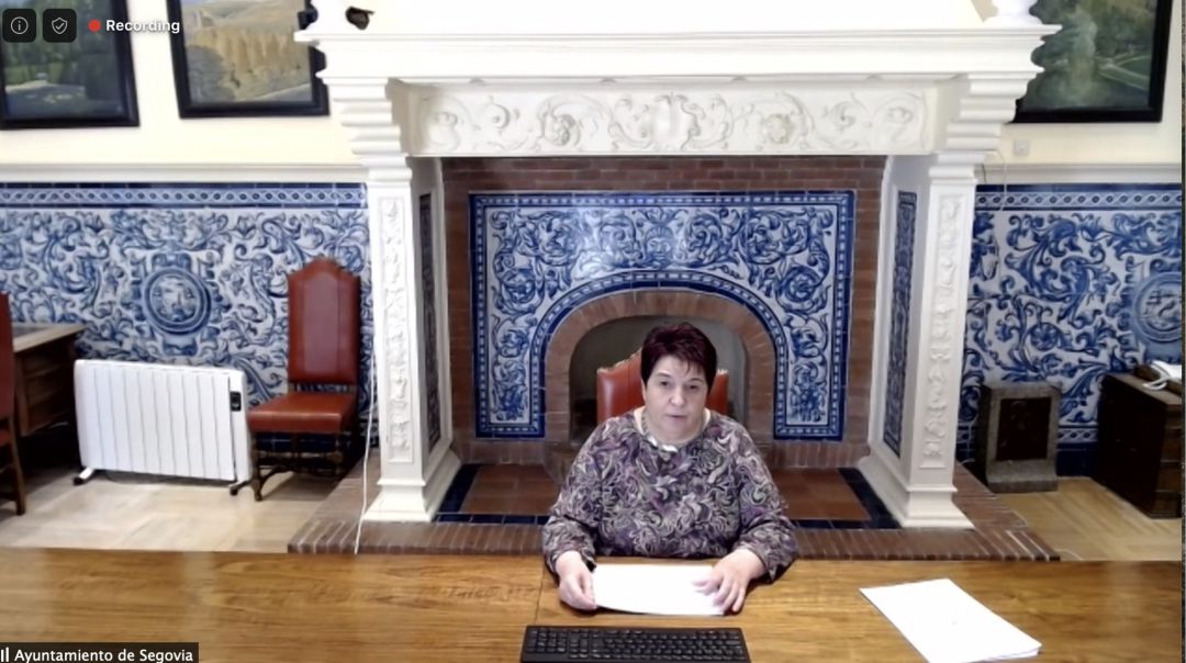 La alcaldesa de Segovia, Clara Luquero, durante rueda de prensa telemática.
La alcaldesa de Segovia, Clara Luquero, durante rueda de prensa telemática.