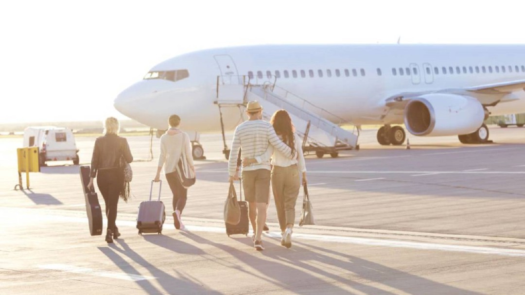 La Comisión Europea dice "no" al carné de inmunidad para viajar este verano