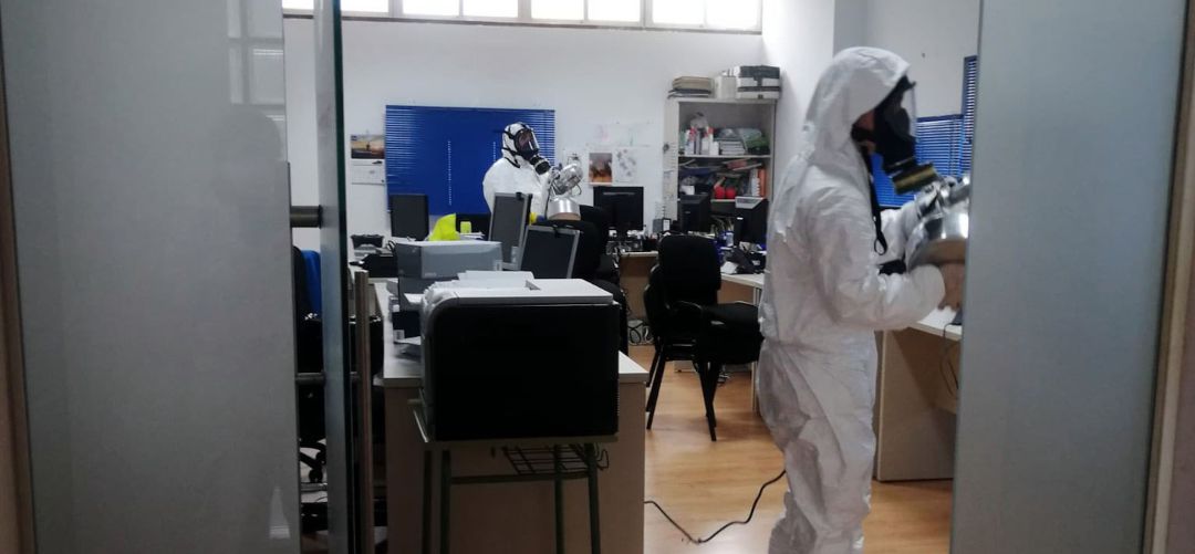 Desinfección de la oficina de deportes Desinfección de la oficina de deportes