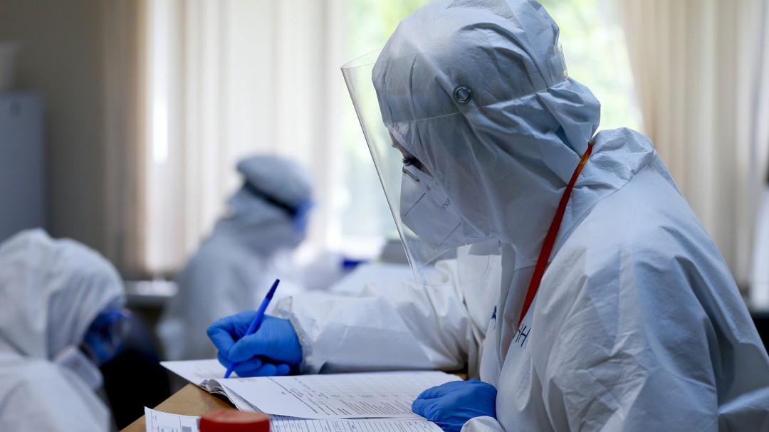 Los sindicatos sanitarios piden el refuerzo del personal para el verano