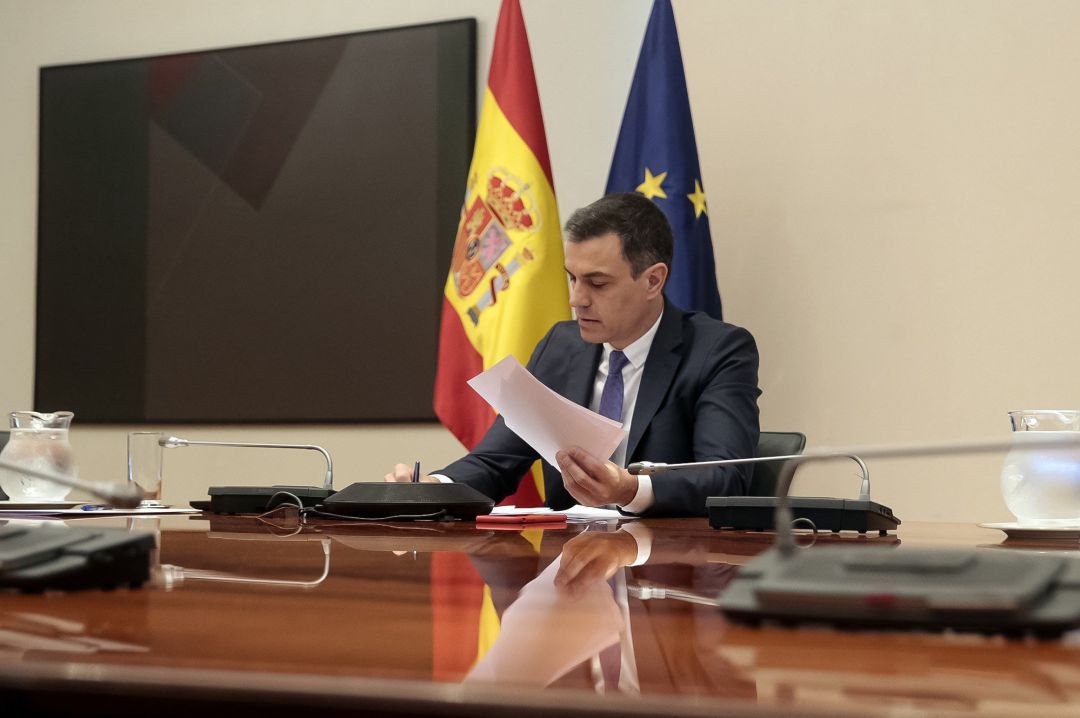 El presidente del Gobierno, Pedro Sánchez, durante su videoconferencia con los líderes autonómicos El presidente del Gobierno, Pedro Sánchez, durante su videoconferencia con los líderes autonómicos