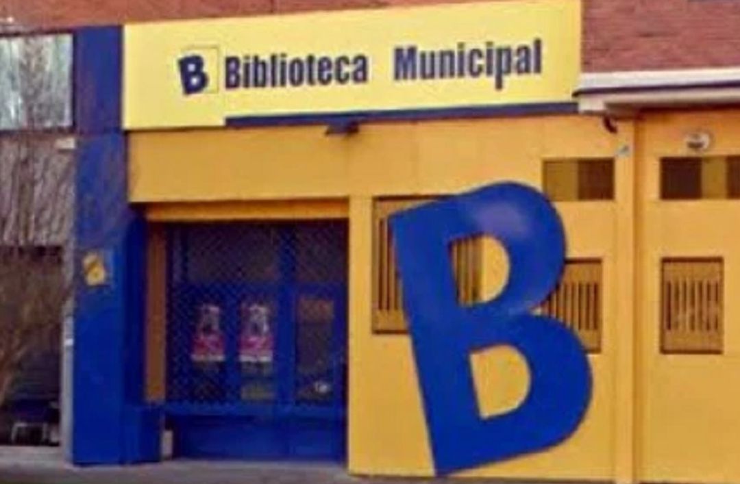 Fachada de una de las dos bibliotecas municipales de Zamora Fachada de una de las dos bibliotecas municipales de Zamora