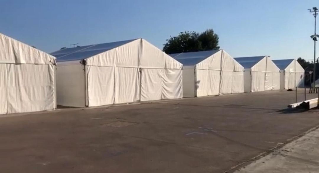 Carpas instaladas en el Recinto Ferial de Torrejón de Ardoz Carpas instaladas en el Recinto Ferial de Torrejón de Ardoz