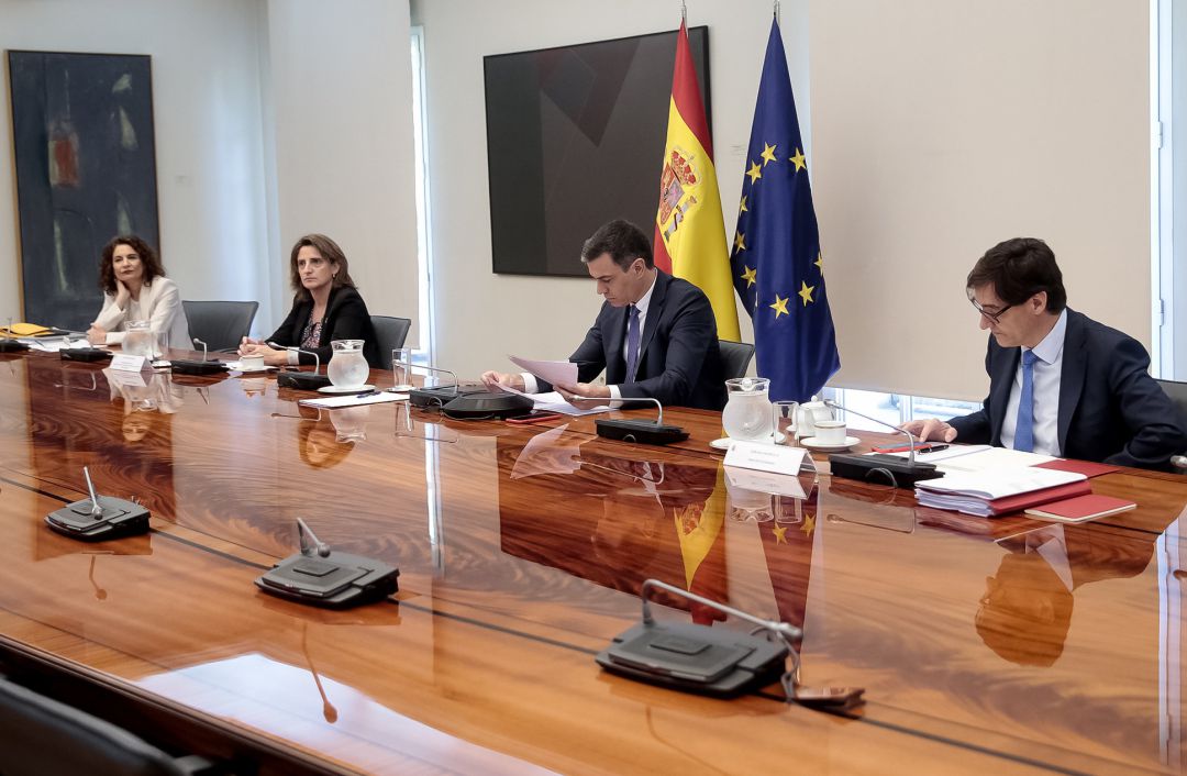 El presidente del Gobierno, Pedro Sánchez, se reúne por videoconferencia con los presidentes autonómicos, en Madrid (España) El presidente del Gobierno, Pedro Sánchez, se reúne por videoconferencia con los presidentes autonómicos, en Madrid (España)