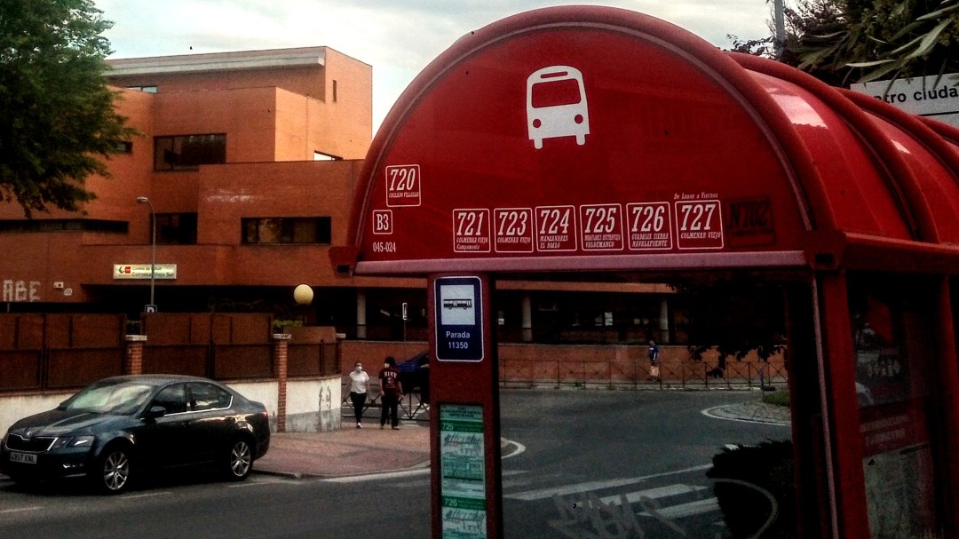 'Vecinos por Colmenar' piden un bus eléctrico entre el casco antiguo y los centros de salud