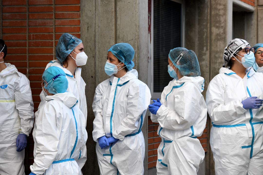 Imagen de una concentración de profesionales del Hospital Universitario Severo Ochoa de Leganés el pasado 14 de abril. Imagen de una concentración de profesionales del Hospital Universitario Severo Ochoa de Leganés el pasado 14 de abril.