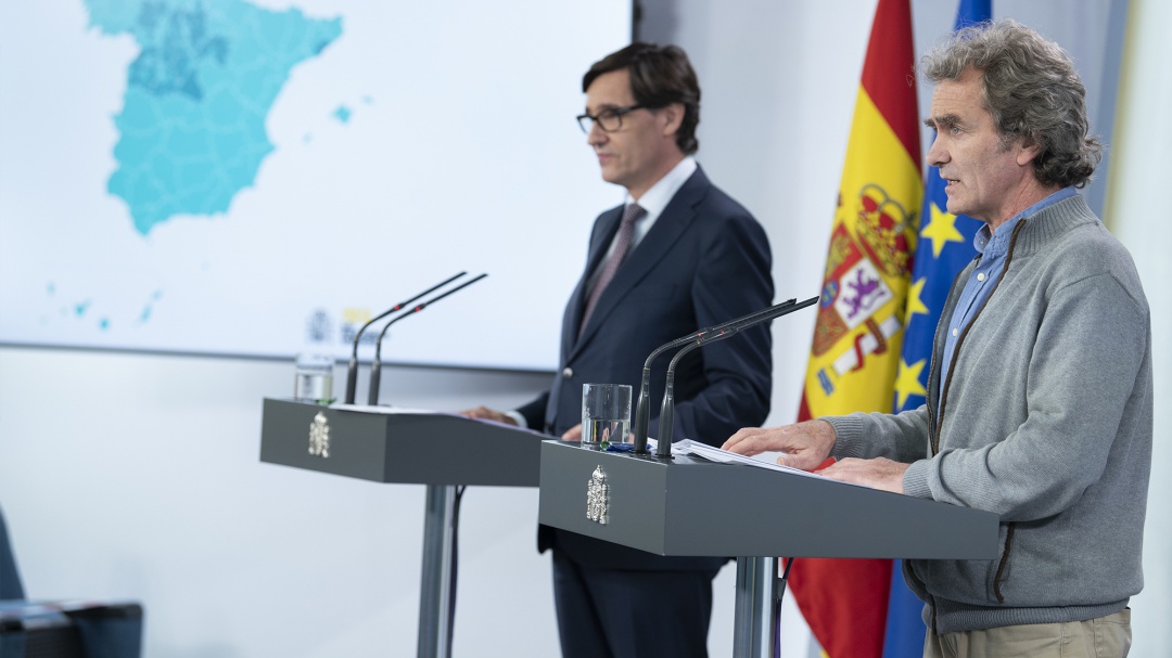 El Gobierno ensalza la capacidad de Castilla y León para hacer pruebas PCR pero le pide más profesionales sanitarios