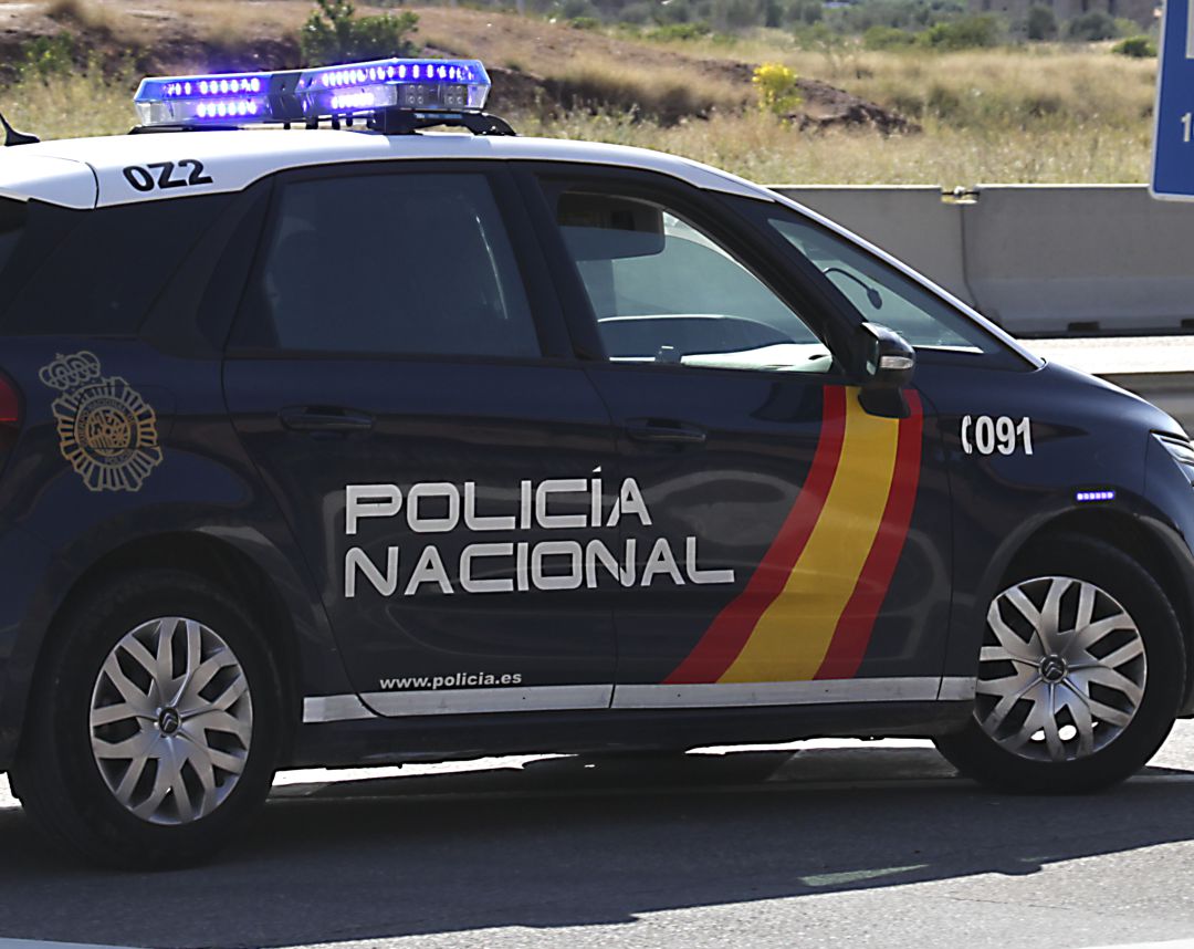 Los DNI y Pasaportes se podrán obtener o renovar en la fase 2 Los DNI y Pasaportes se podrán obtener o renovar en la fase 2