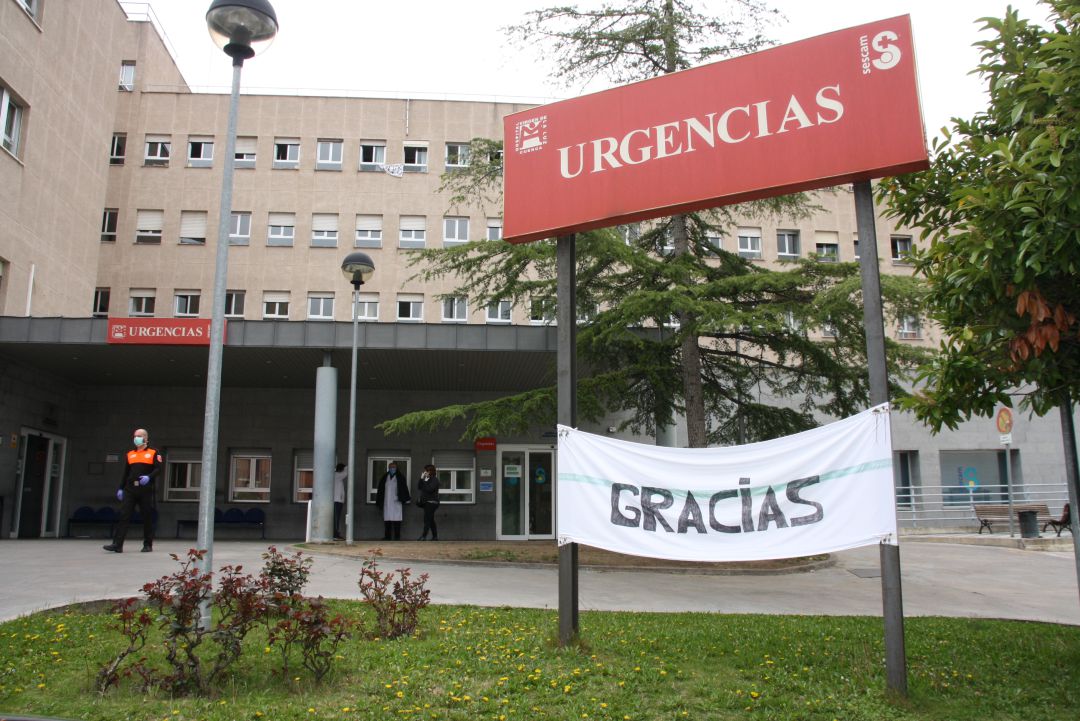 El acceso a las Urgencias del Virgen de la Luz, en una imagen de la cuarentena El acceso a las Urgencias del Virgen de la Luz, en una imagen de la cuarentena