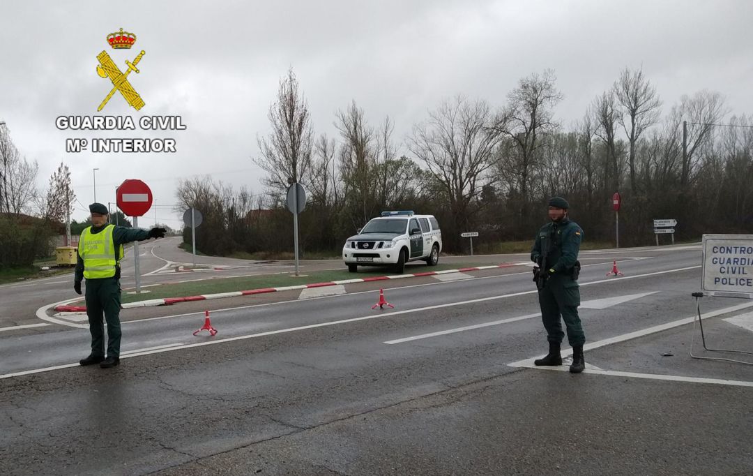 Investigados 2 sospechosos por un robo en Losada Investigados 2 sospechosos por un robo en Losada