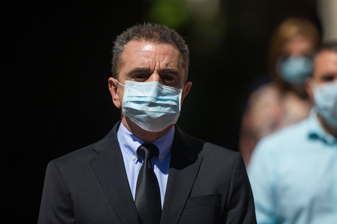 El delegado del Gobierno en Madrid, José Manuel Franco, guarda un minuto de silencio en Madrid este 27 de mayo. El delegado del Gobierno en Madrid, José Manuel Franco, guarda un minuto de silencio en Madrid este 27 de mayo.