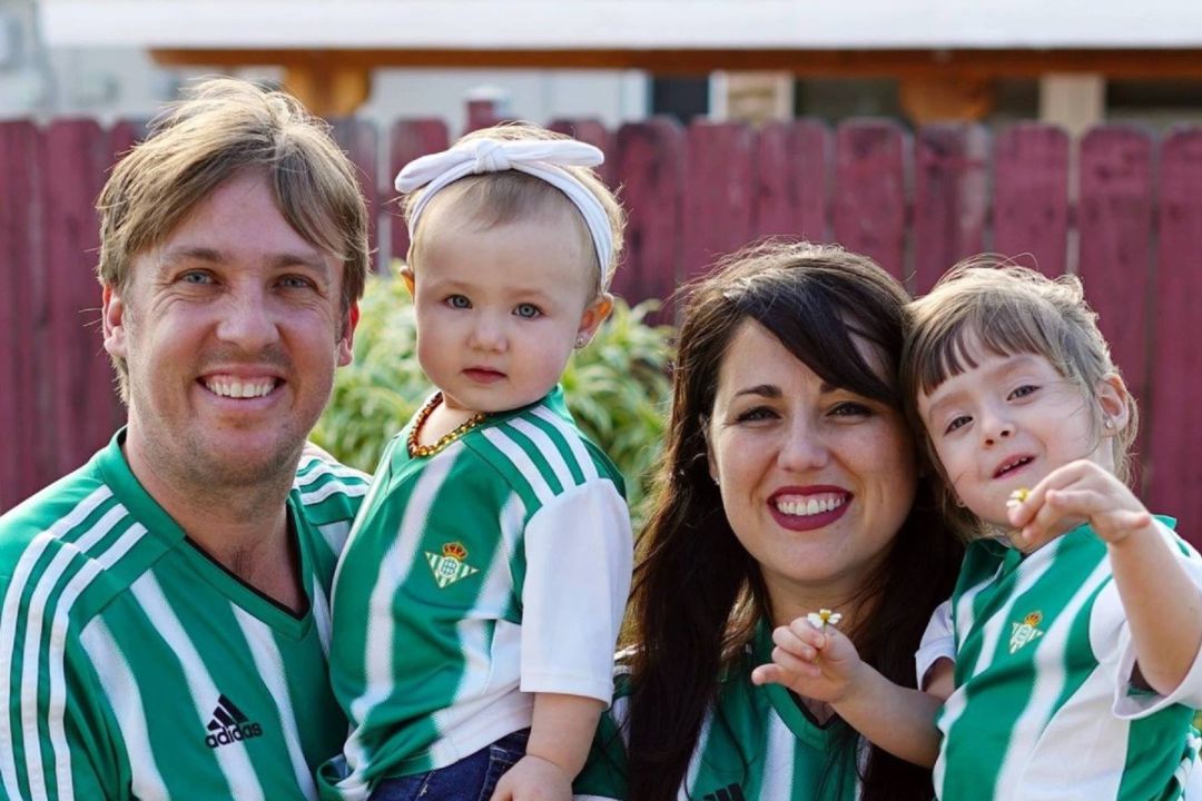Imagen de Juanma Linares y su familia Imagen de Juanma Linares y su familia