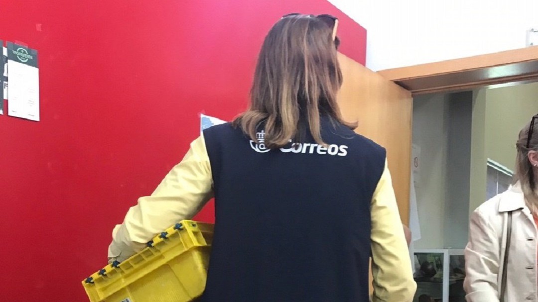 Los carteros podrán "dar fe" del voto y recoger el sufragio en el domicilio en las elecciones vascas