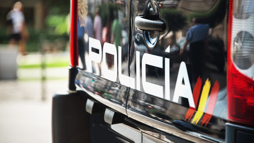 La Policía Nacional detiene a un gijonés por robar herramientas en la obra de ampliación de un hospital