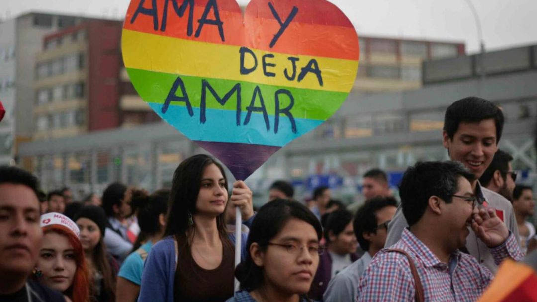 Costa Rica se ha convertido en el primer país de Centroamérica y el vigésimo noveno del mundo en aprobar el matrimonio entre parejas del mismo sexo. Costa Rica se ha convertido en el primer país de Centroamérica y el vigésimo noveno del mundo en aprobar el matrimonio entre parejas del mismo sexo.
