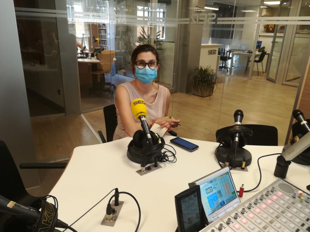 Raquel González este mediodía en Radio Aranda Raquel González este mediodía en Radio Aranda