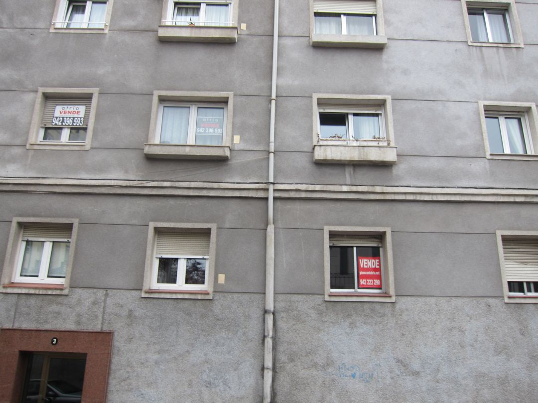 Es demana als ciutadans que responguin un qüestionari sobre les característiques del seu habitatge i sobre el que han trobat a faltar aquestes setmanes de confinament Es demana als ciutadans que responguin un qüestionari sobre les característiques del seu habitatge i sobre el que han trobat a faltar aquestes setmanes de confinament