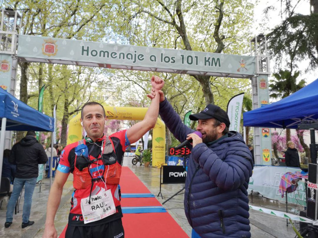 Llegada a meta de Raul Guerrero, vencedor de la modalidad Ultra de la prueba en 2019 Llegada a meta de Raul Guerrero, vencedor de la modalidad Ultra de la prueba en 2019