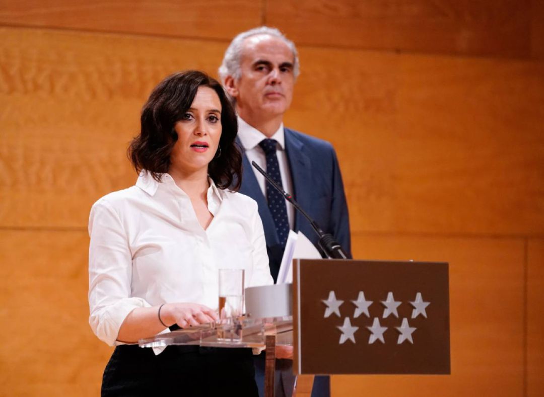 (ARCHIVO) Rueda de prensa conjunta de Isabel Díaz Ayuso y el consejero de Sanidad, Enrique Ruiz Escudero (ARCHIVO) Rueda de prensa conjunta de Isabel Díaz Ayuso y el consejero de Sanidad, Enrique Ruiz Escudero