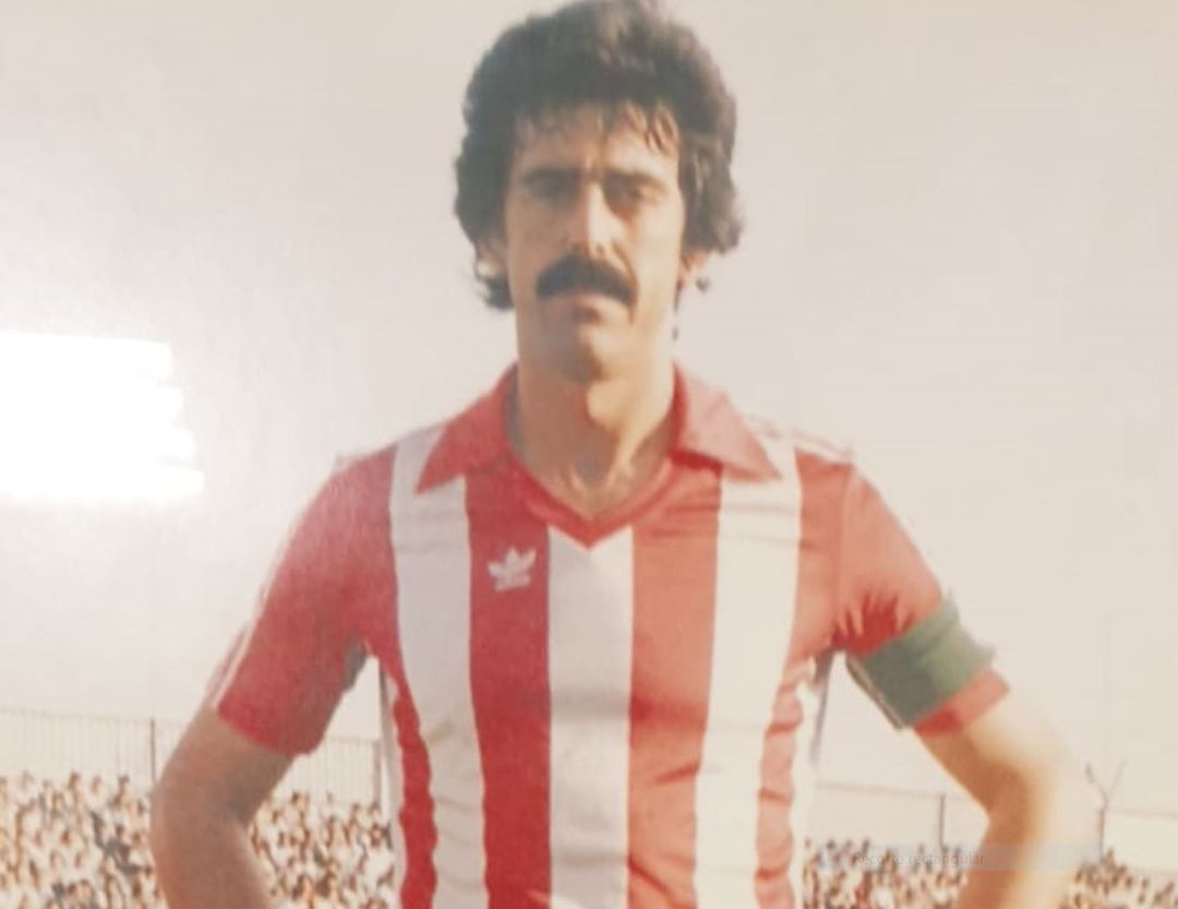 Ufarte con la camiseta del Almería. Ufarte con la camiseta del Almería.