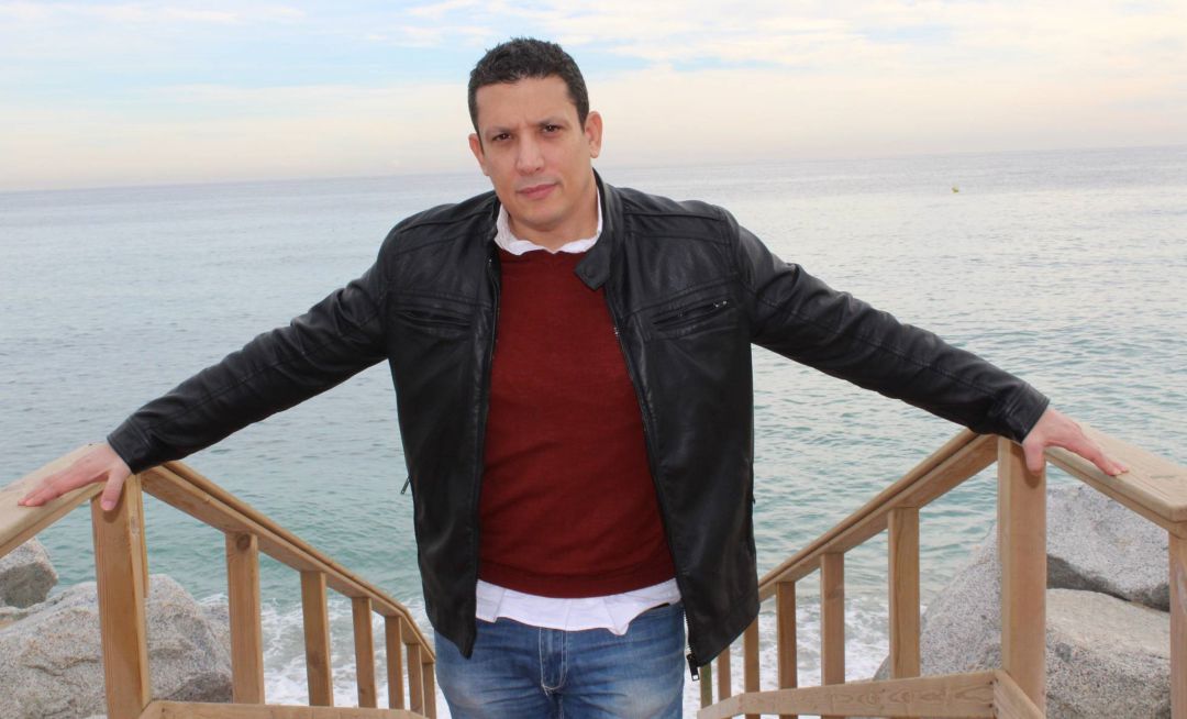 El escritor Vladimir Hernández en Vilassar de Mar. El escritor Vladimir Hernández en Vilassar de Mar.