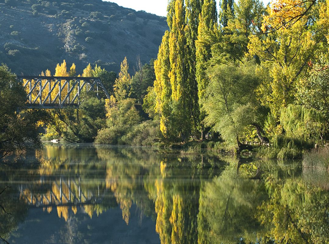El río Duero a su paso por Soria. El río Duero a su paso por Soria.