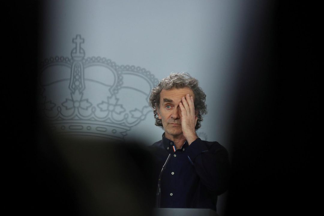 El director del Centro de Coordinación de Alertas y Emergencias Sanitarias, Fernando Simón, durante la rueda de prensa El director del Centro de Coordinación de Alertas y Emergencias Sanitarias, Fernando Simón, durante la rueda de prensa